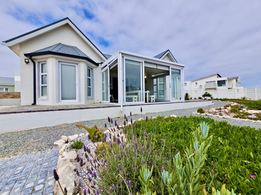 3 Bedroom Property for Sale in Yzerfontein Western Cape